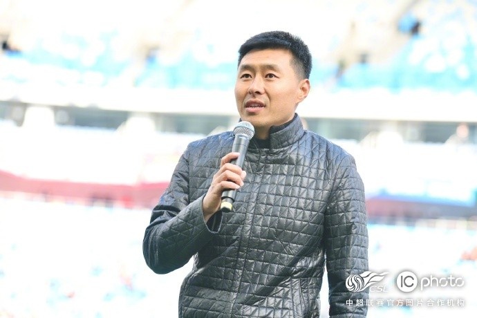  感謝姜寧和劉震理為中國足球、青島足球、青島海牛做出的貢獻(xiàn)