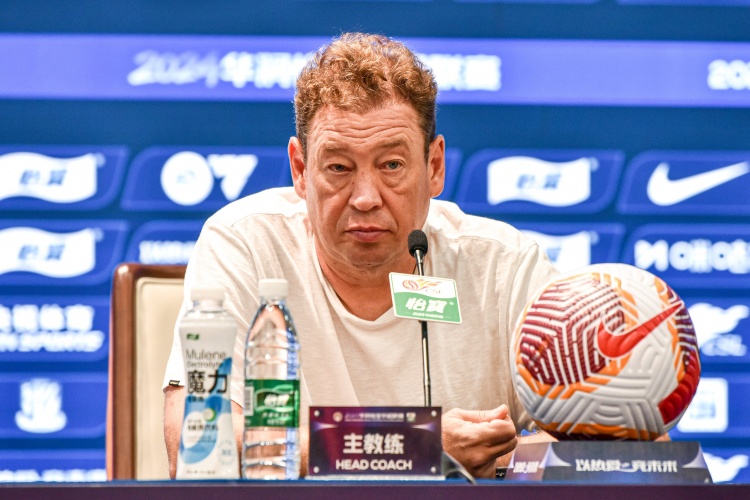  斯盧茨基：德比戰(zhàn)的關注度和意義都不太一樣，客觀說雙方五五開