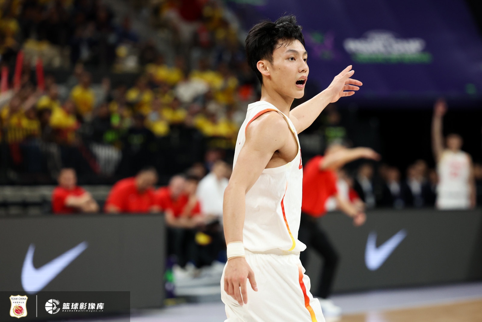  首發(fā)出戰(zhàn)不在狀態(tài)！徐杰全場(chǎng)3中0沒(méi)得分 拿到3板1助2斷另2失誤